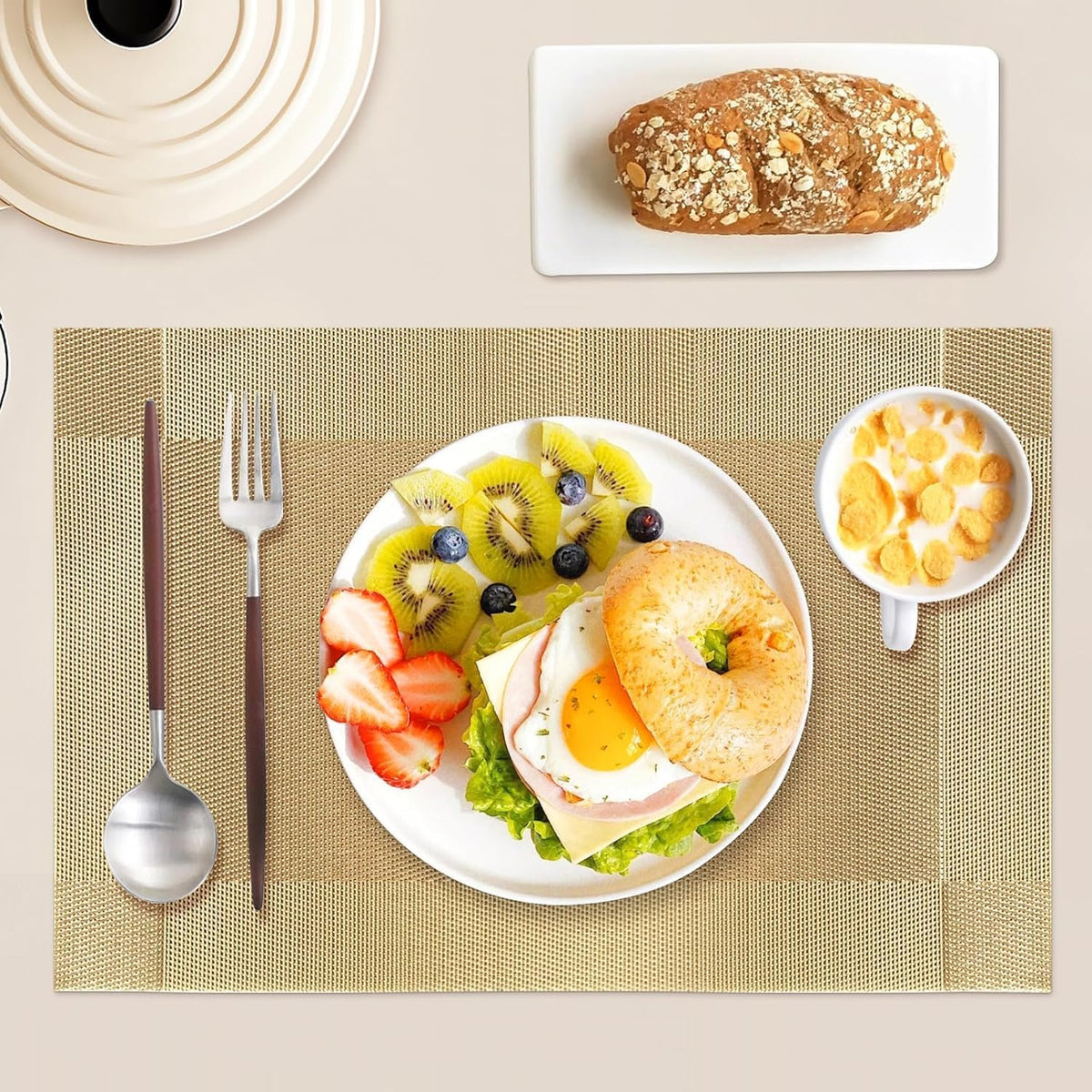 HUPLA Premium Golden Dining Table Placemat 30 × 45 cm | Elegant Woven-Style Table Mat for Dining, Kitchen & Home Décor | Flexible, Reusable & Easy to Clean – Gold