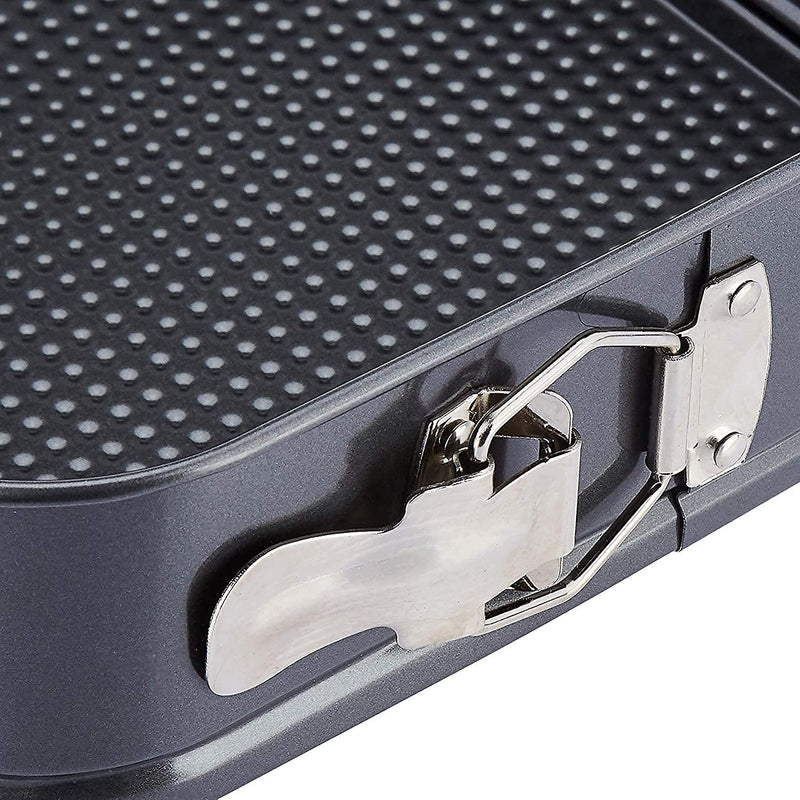 3-Piece Non-Stick Springform Cake Mould Set – Heart, Round & Square Baking Pans for Cakes, Cheesecakes & Desserts